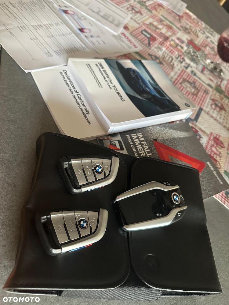 BMW Seria 5 540d xDrive M Sport sport - 40