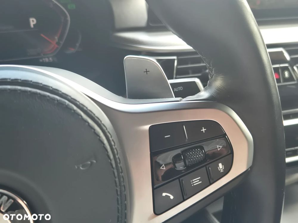BMW Seria 5 520d xDrive M Sport sport - 29