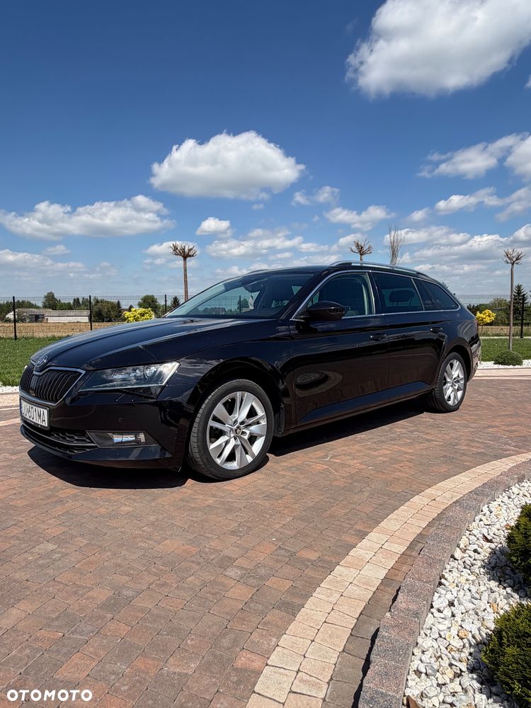 Skoda Superb 2.0 TDI 4x4 Ambition DSG - 1