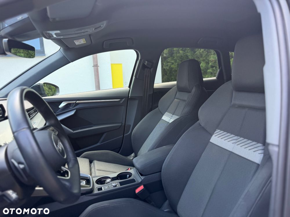Audi A3 Sportback 35 TDI S tronic S line - 11