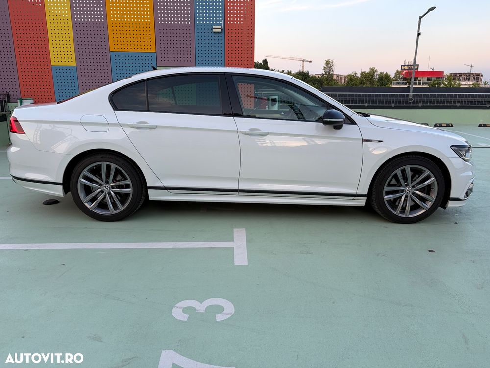 Volkswagen Passat 2.0 TDI DSG 4Motion Highline - 8