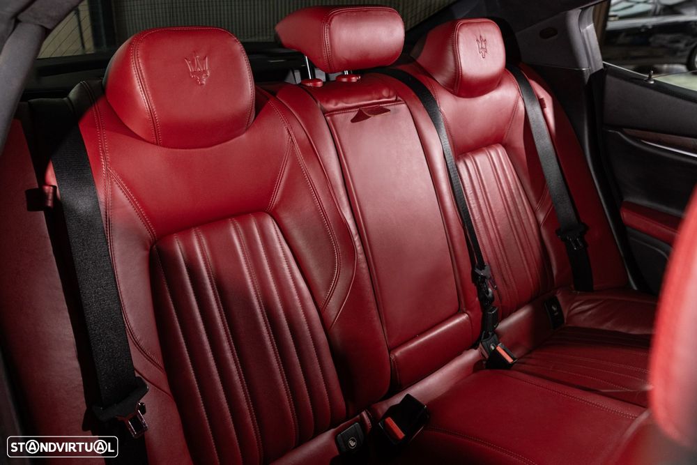 Maserati Ghibli 3.0 V6 - 25