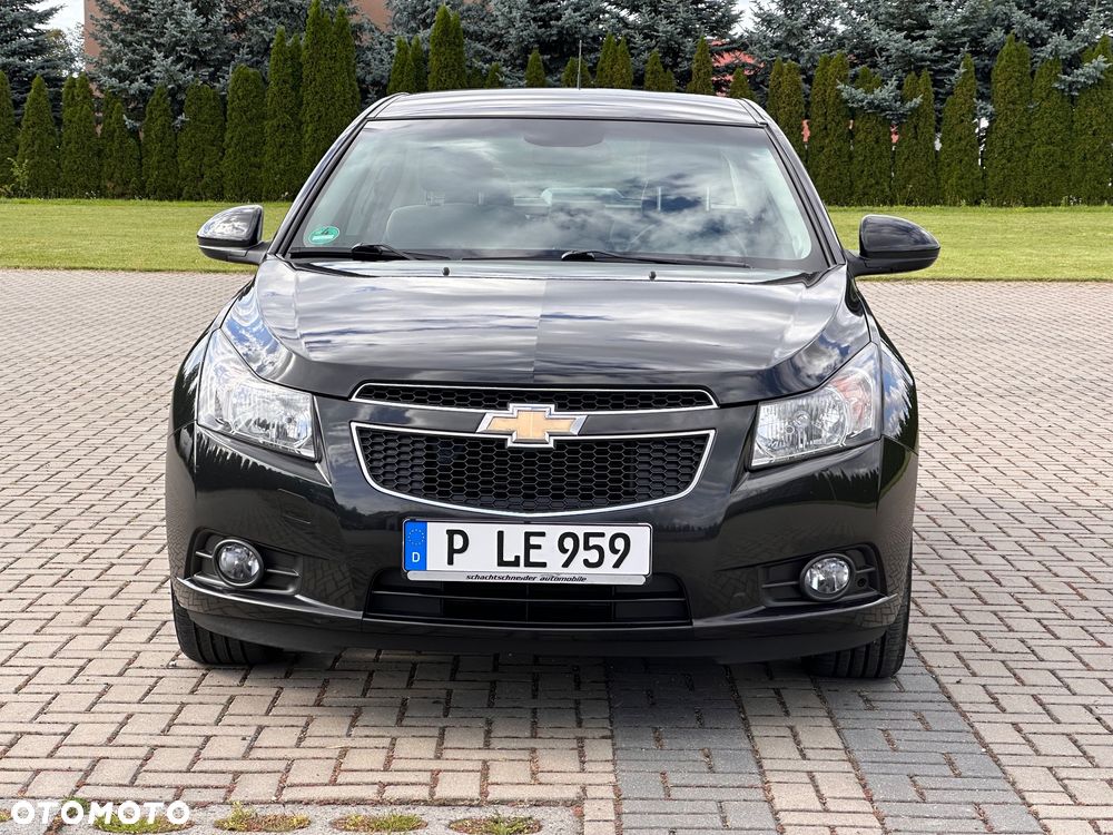 Chevrolet Cruze 1.8 LS - 12