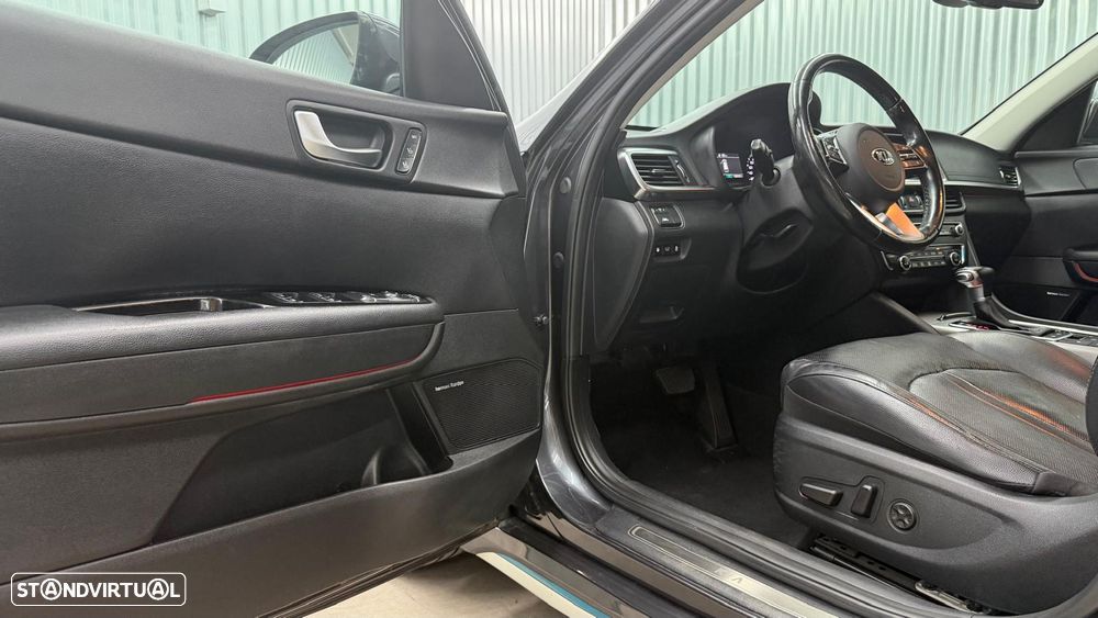 Kia Optima SW 2.0 CVVT PHEV - 11