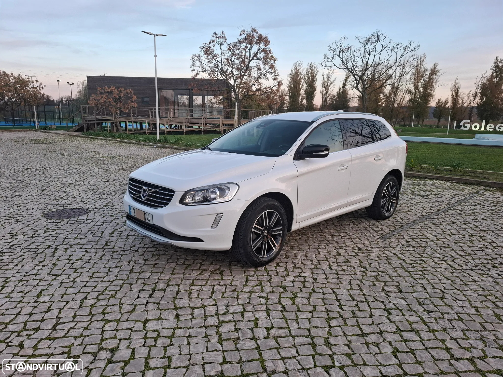 Volvo XC 60 2.0 D3 Dynamic Edition - 3