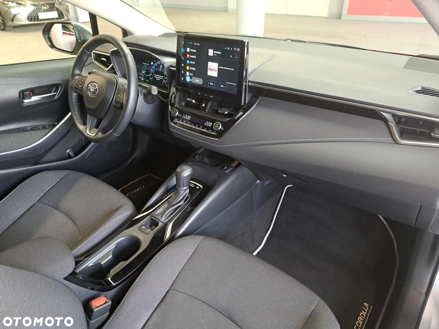 Toyota Corolla - 16