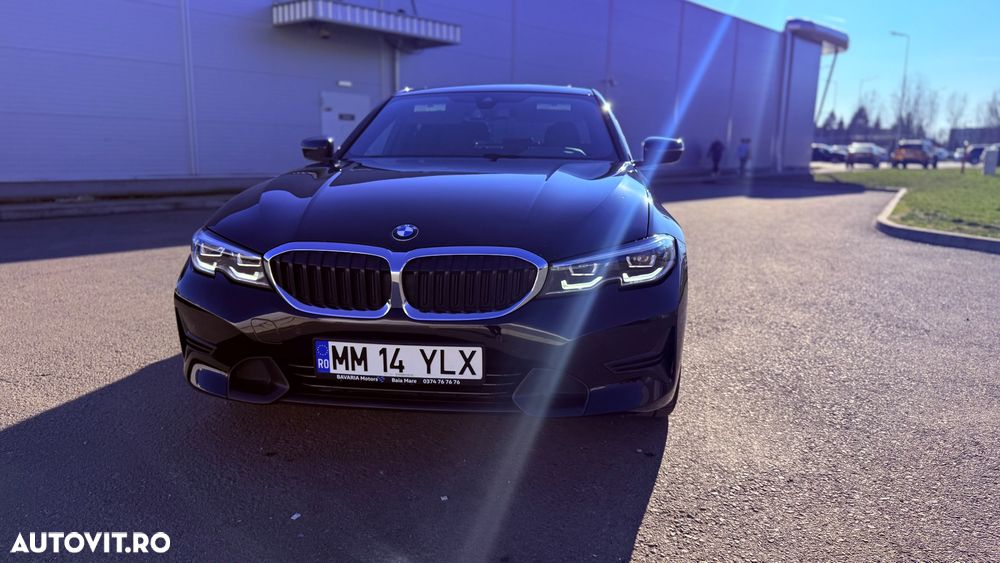 BMW Seria 3 330i xDrive Aut. Sport Line - 10