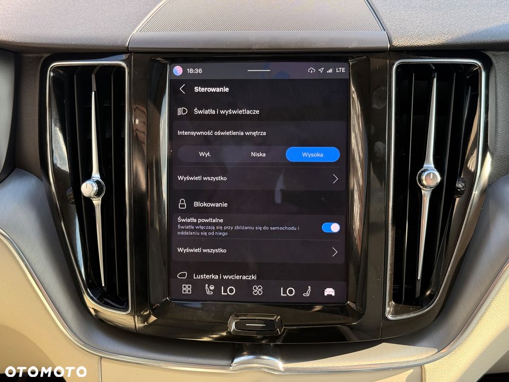 Volvo XC 60 B4 B Plus Bright - 30