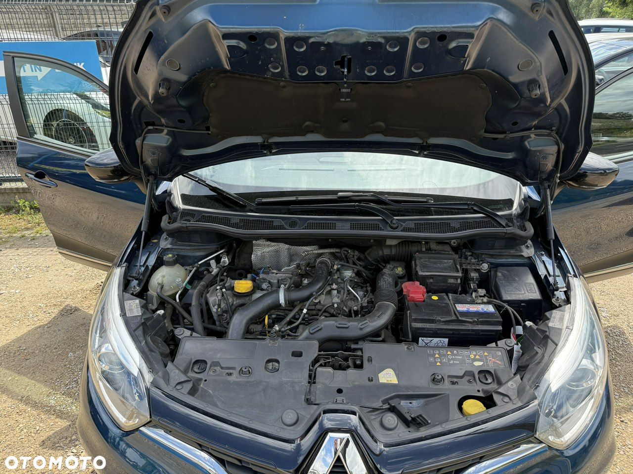 Renault Captur - 31