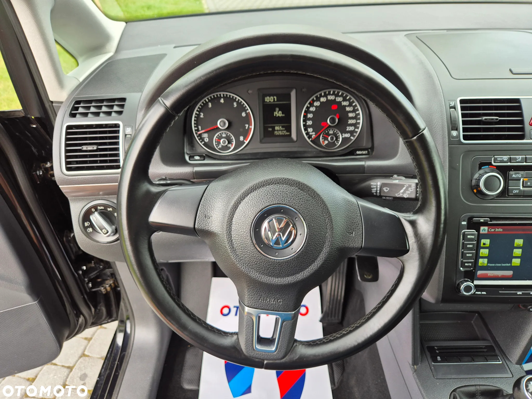 Volkswagen Touran 1.4 TSI STYLE - 34