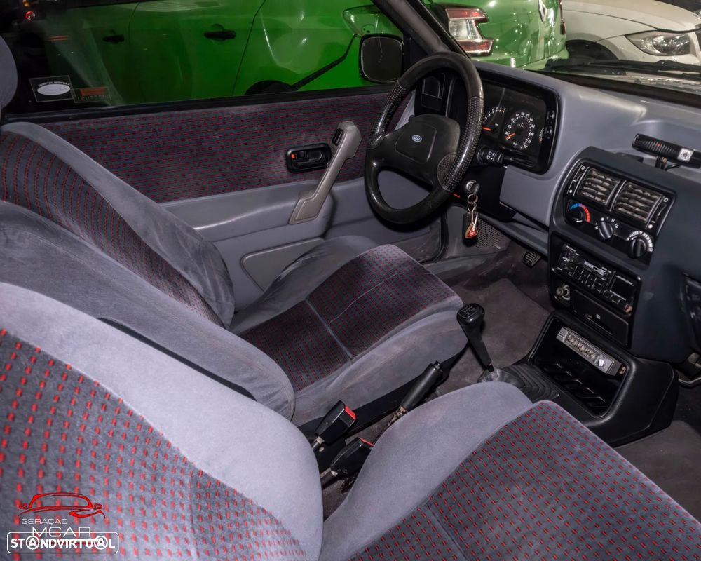 Ford Escort Cabrio XR 3i - 12
