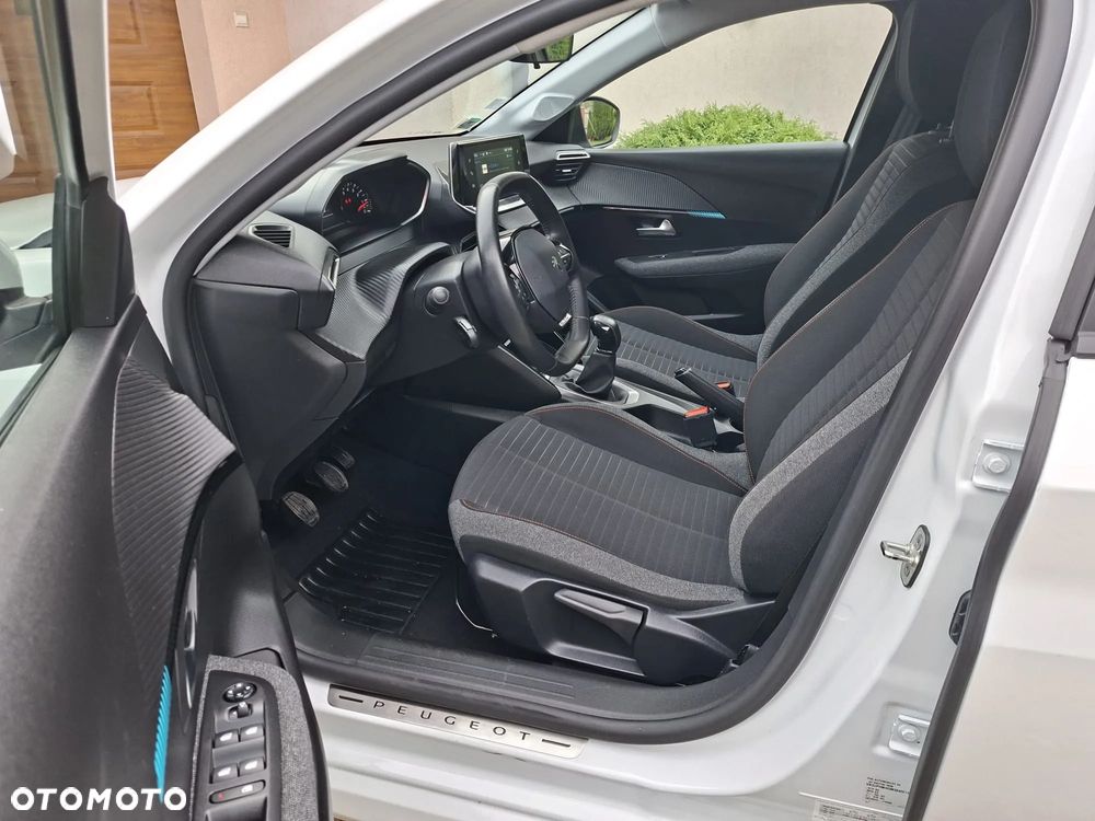 Peugeot 208 1.2 PureTech Style S&S - 7