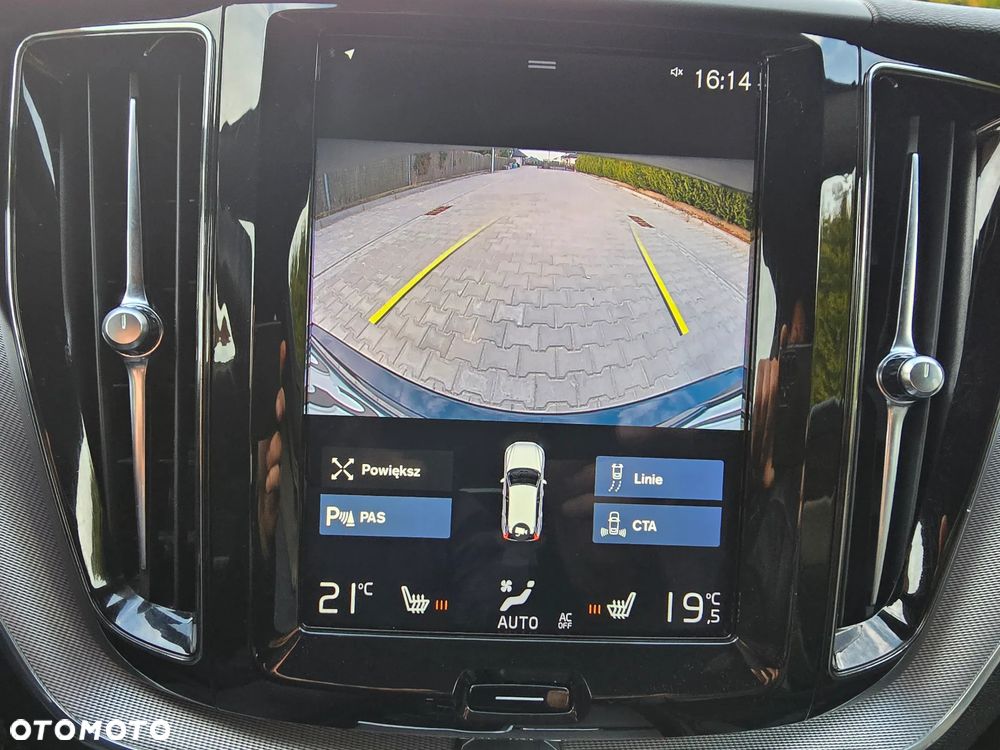 Volvo XC 60 D4 Geartronic RDesign - 36