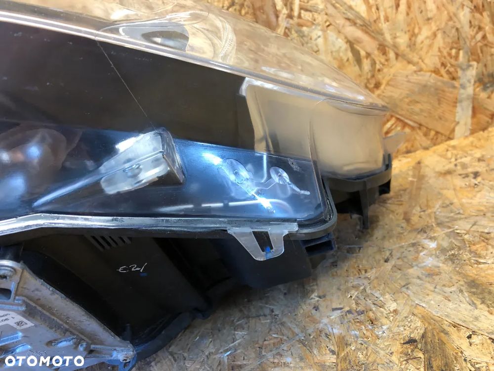 LAMPA BIXENON PRZEDNIA LEWA PRAWA BMW E92 E93 EUROPA - 11