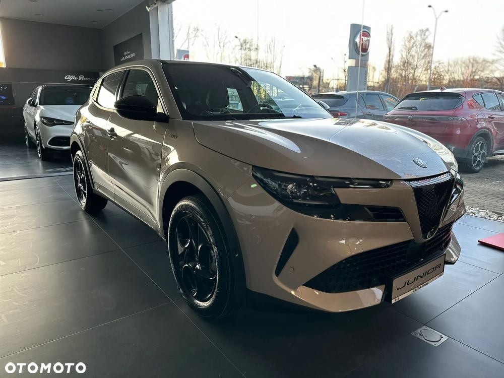 Alfa Romeo Junior 1.2 mHEV Ibrida eDCT - 5