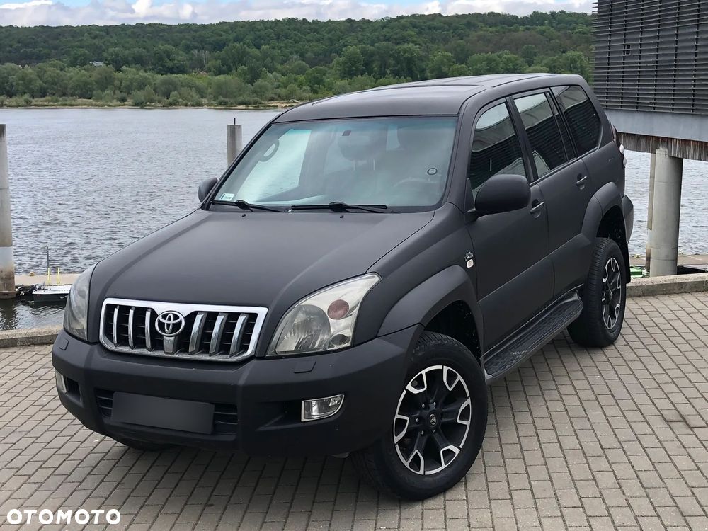 Toyota Land Cruiser - 2