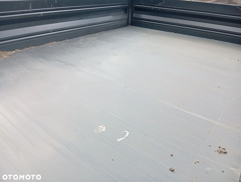 Mercedes-Benz vario 814 - 12