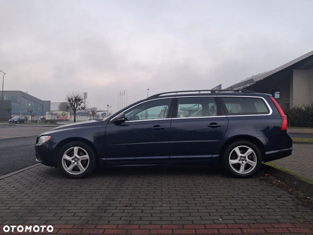 Volvo V70 D3 Dynamic Momentum - 3