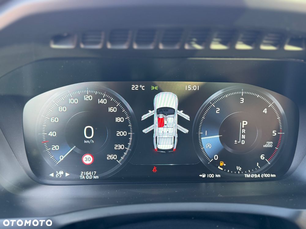 Volvo XC 90 D5 AWD Momentum - 12