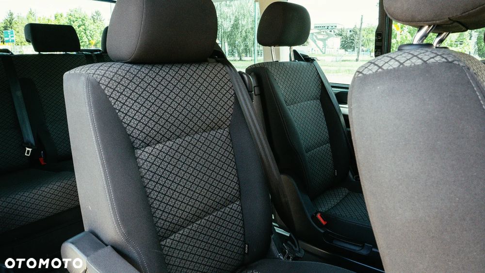 Volkswagen Multivan 2.0 TDI L1 Trendline 4Motion DSG - 8