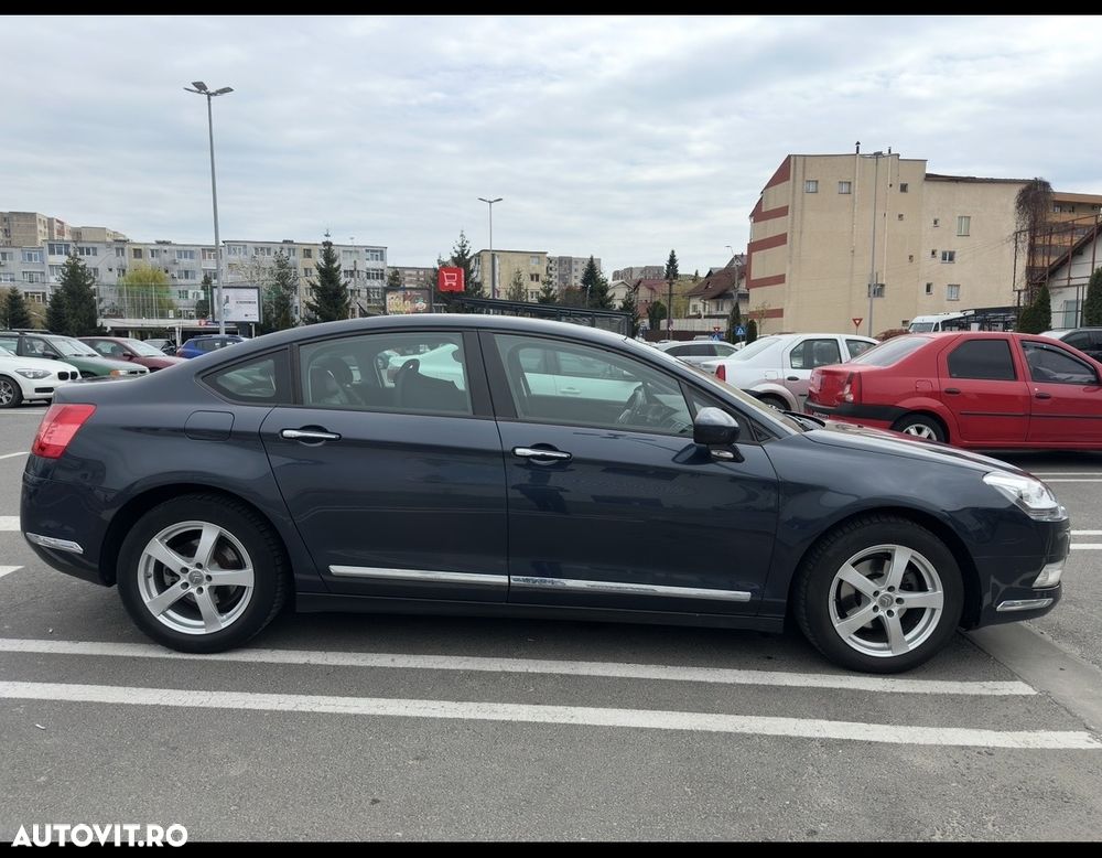 Citroën C5 2.0 16V Aut. Confort - 3
