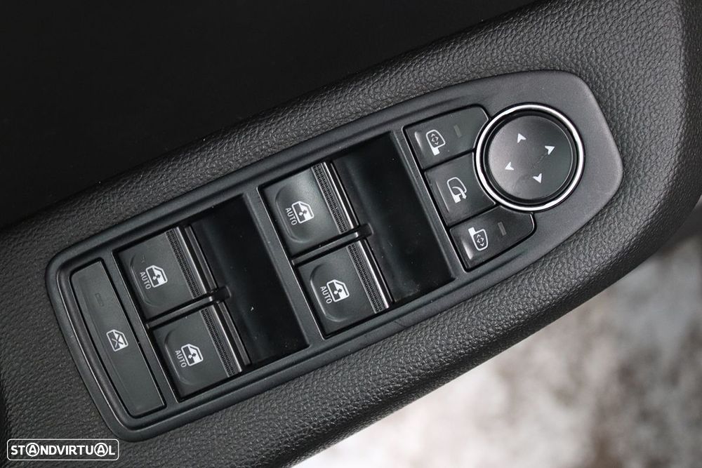 Renault Clio 1.0 TCe Evolution - 21