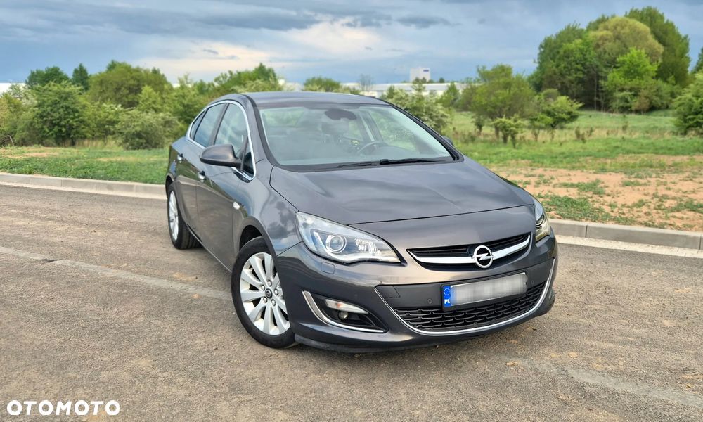 Opel Astra 1.7 CDTI ecoFLEX - 2