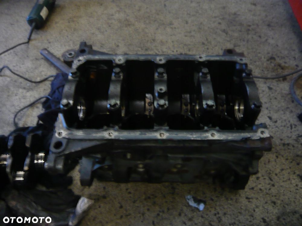 blok silnika 55182303 opel astra h vectra c zafira b - 2