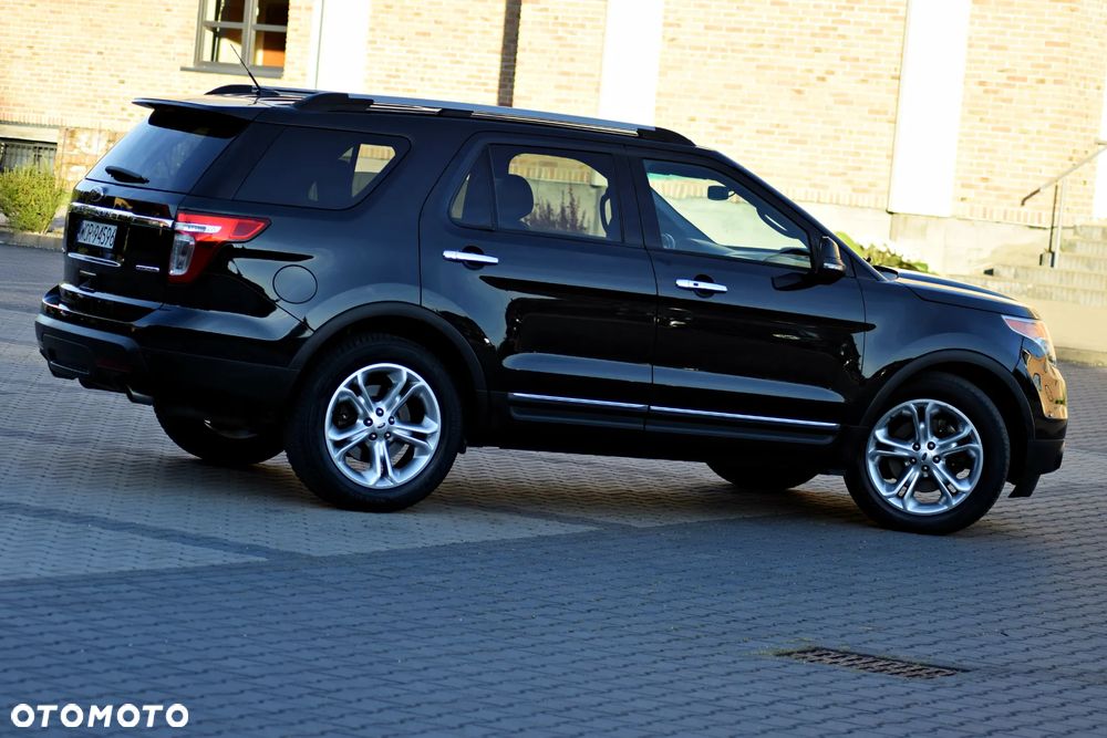 Ford Explorer - 28