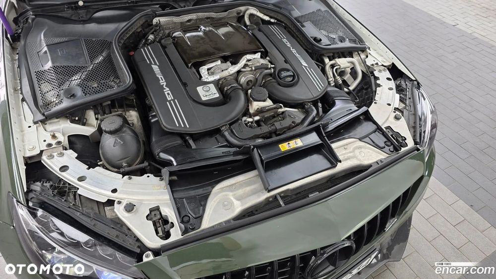 Mercedes-Benz Klasa C AMG 63 - 7