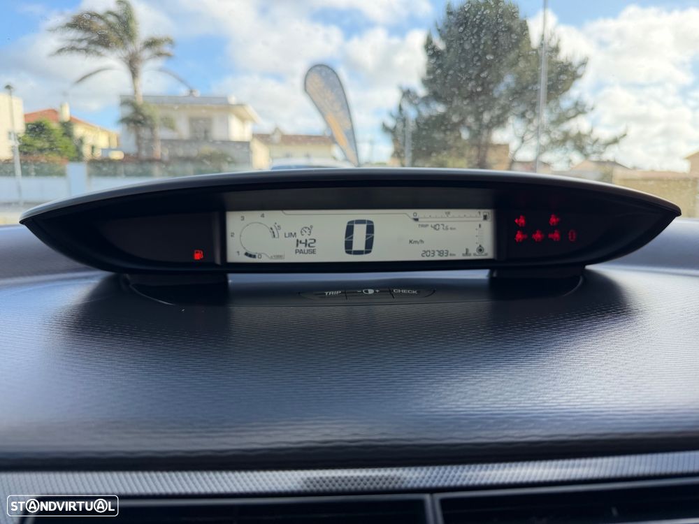 Citroën C4 1.6 HDi VTR Pack - 11