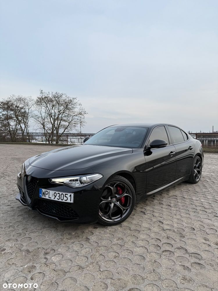 Alfa Romeo Giulia 2.0 Turbo 16V AT8 Veloce Ti - 4