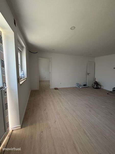 T1 para arrendar no Centro de Nelas - Grande imagem: 3/7