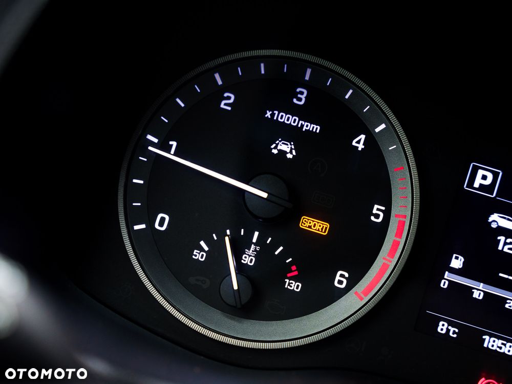 Hyundai Tucson blue 1.7 CRDi 2WD DCT Premium - 30