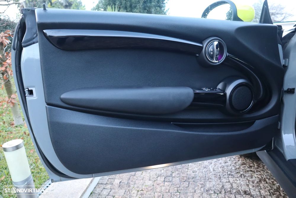MINI 3 Portas Cooper SE - 15