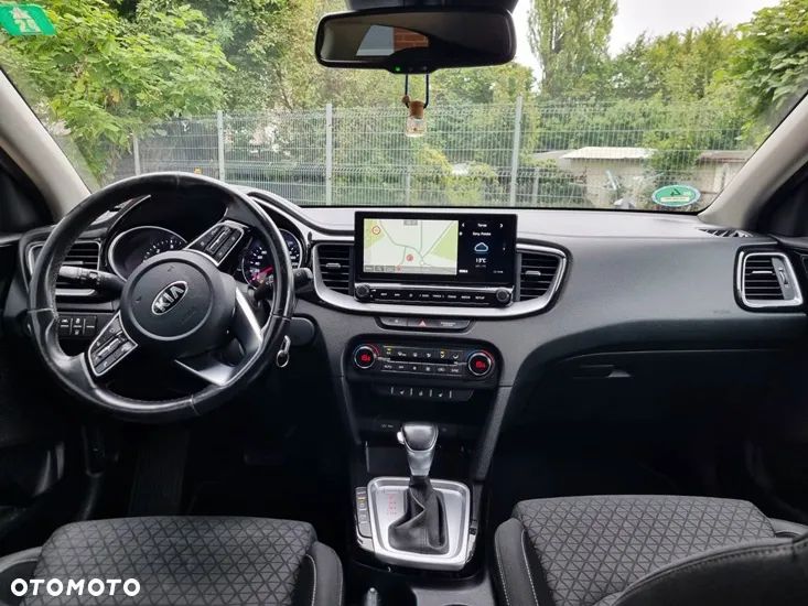 Kia Ceed 1.6 CRDi SCR L Business Line DCT - 7