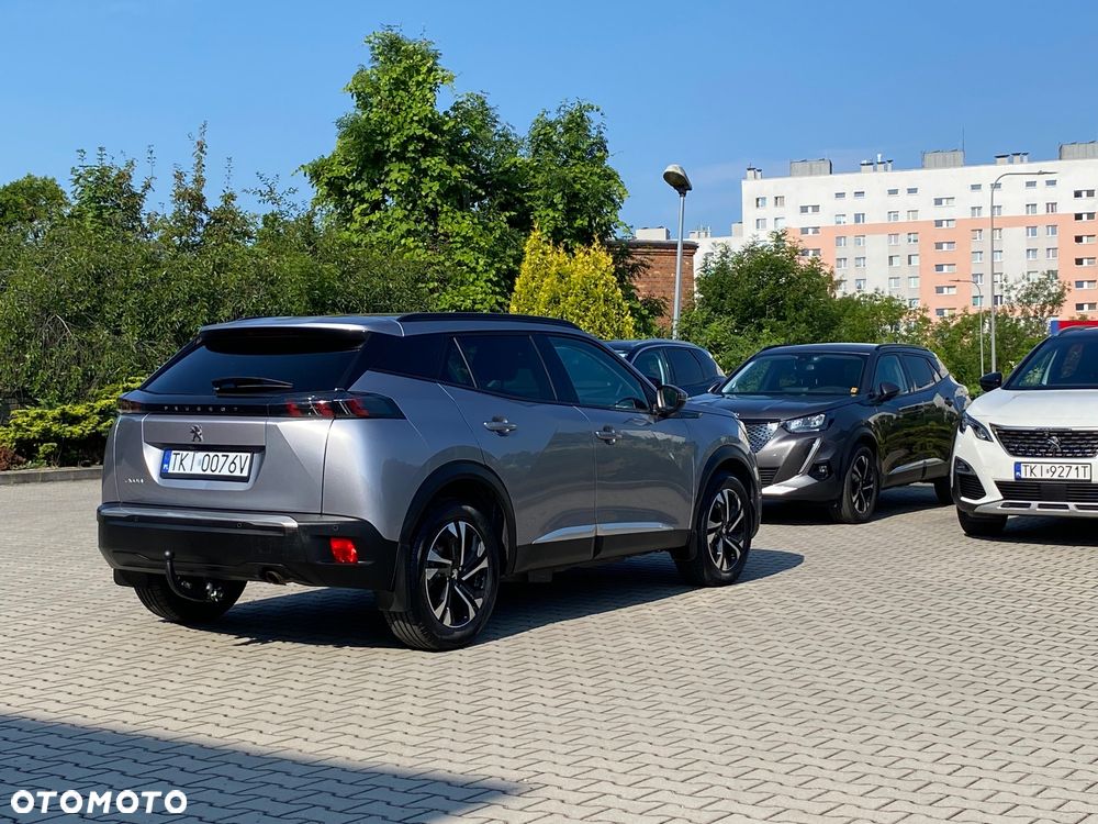 Peugeot 2008 1.5 BlueHDi Allure S&S - 16