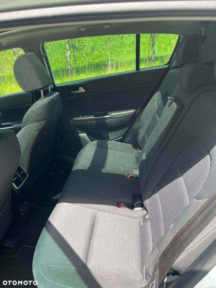 Kia Sportage - 16