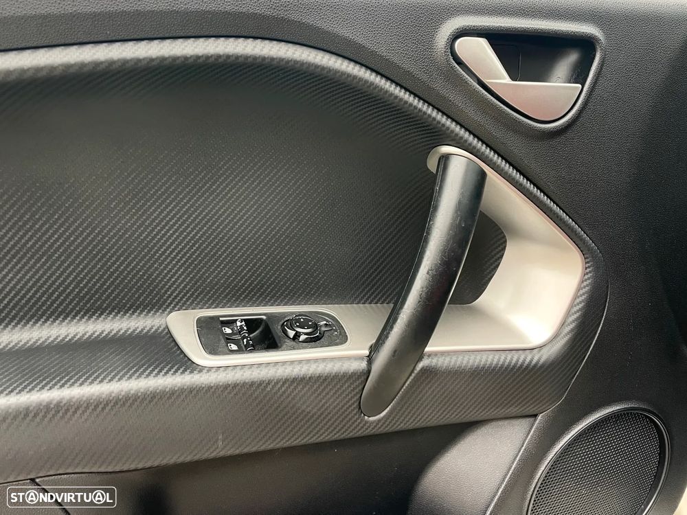 Alfa Romeo MiTo 1.3 JTD Distinctive S&S - 15