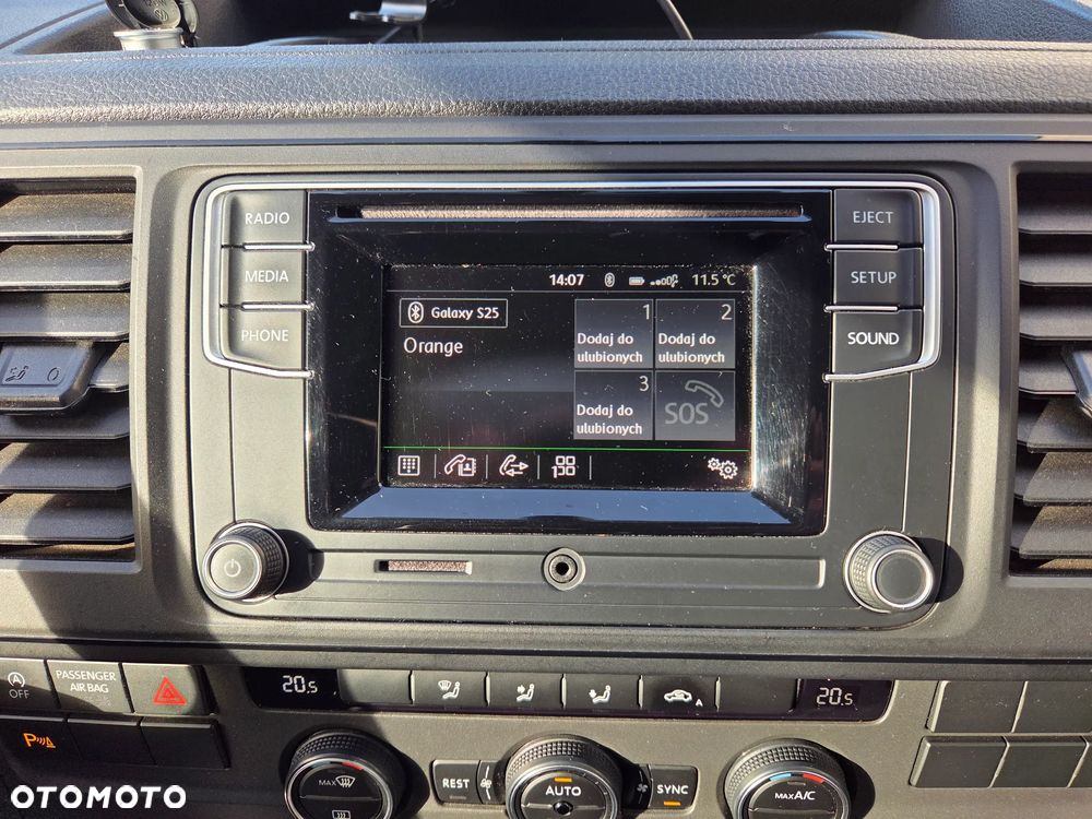 Volkswagen Caravelle 2.0 TDI L2 Comfortline - 18