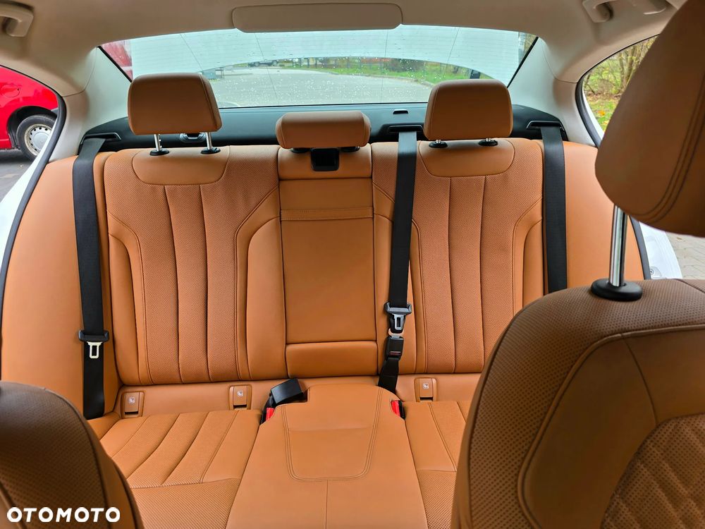 BMW Seria 5 518d Luxury Line sport - 19