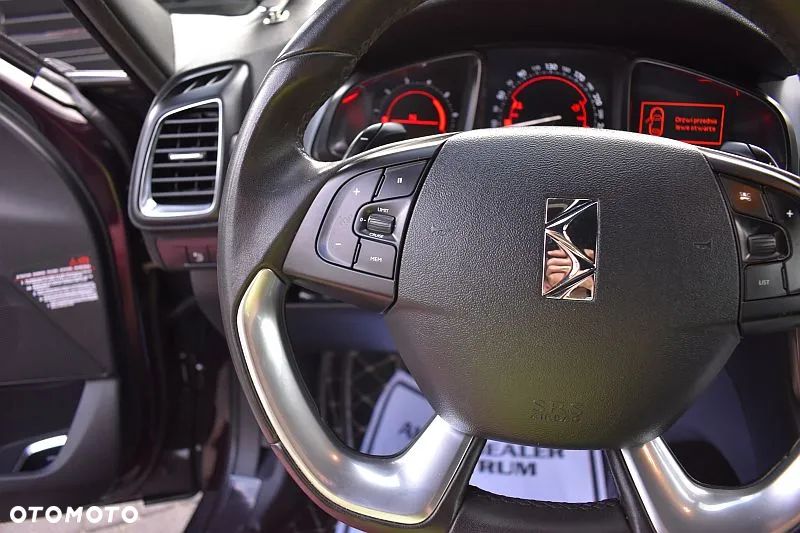 Citroën DS5 e-HDi 115 EGS6 SoChic - 18