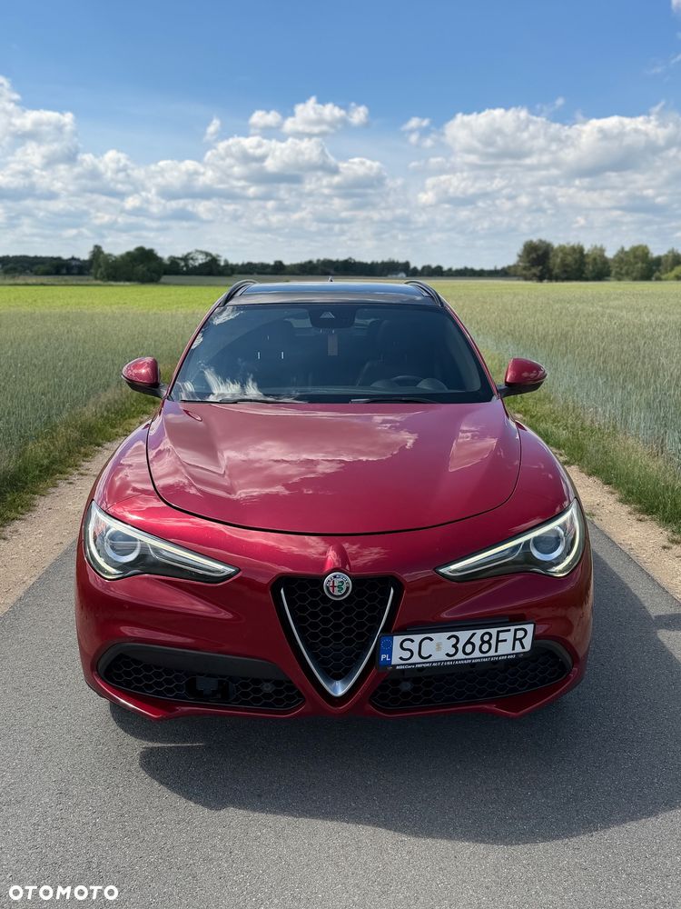 Alfa Romeo Stelvio 2.0 Turbo 16V AT8-Q4 Lusso Ti - 10