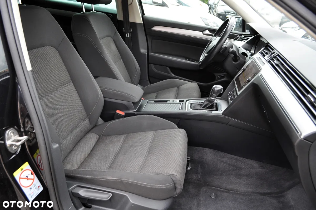 Volkswagen Passat 2.0 TDI BMT Comfortline DSG - 15