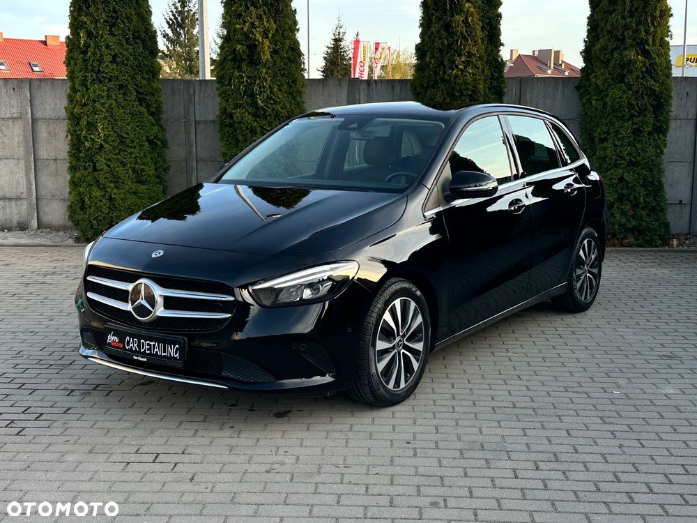 Mercedes-Benz Klasa B 180 7G-DCT Edition 2020 - 1