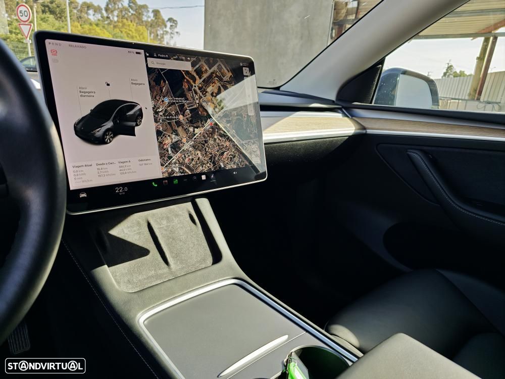 Tesla Model Y Long Range Dual Motor AWD - 10