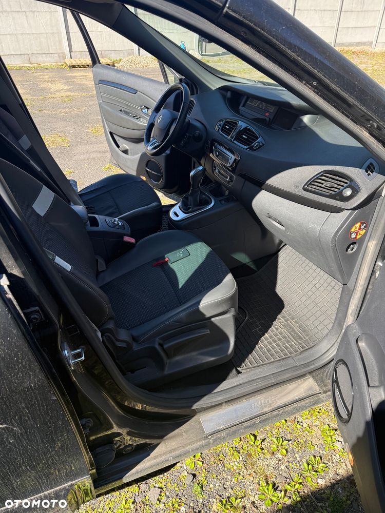 Renault Scenic 1.5 dCi Bose EDition EDC - 11