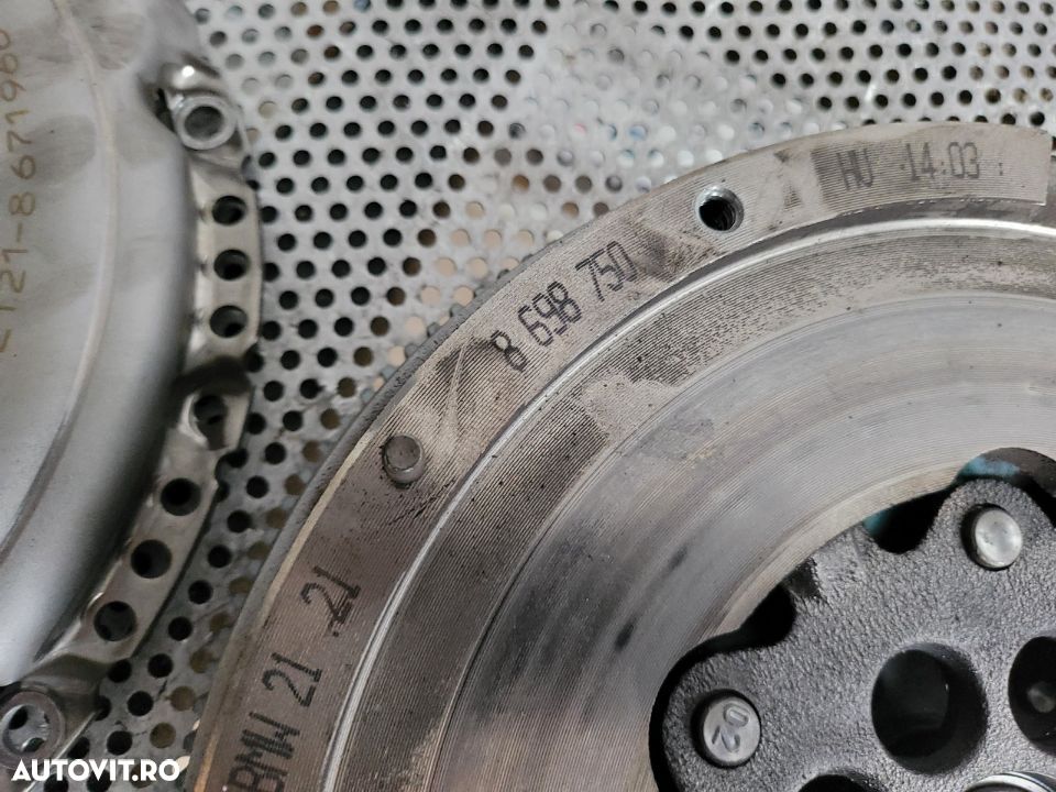 Kit Ambreaj Volanta Masa Dubla Mini Cooper One F54 F55 F56 F57 F60 Bmw Seria 2 F45 F46 1.5/1.6 B - 8