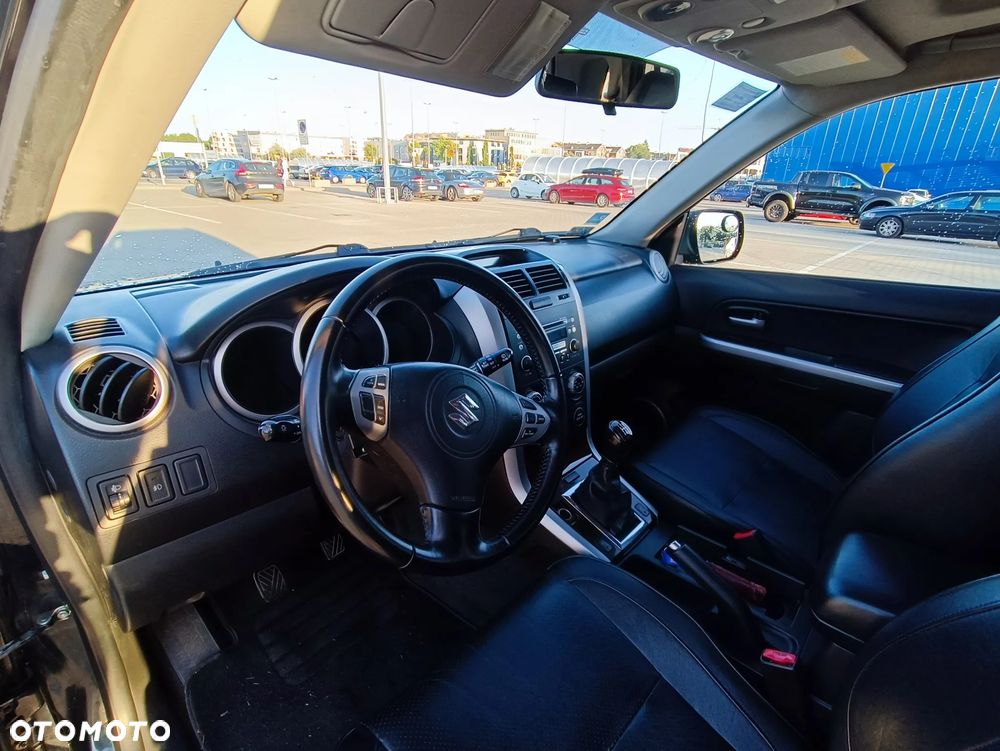 Suzuki Grand Vitara 1.9 DDiS - 6