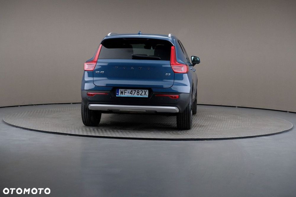 Volvo XC 40 - 5